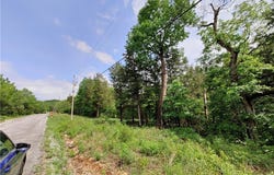 12 Sunrise Avenue lot: 27, Holiday Island, AR 72631