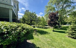1901 Gresham Circle, Wheaton, IL 60189