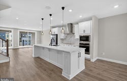 21847 EXPRESS TER, ASHBURN, VA 20147