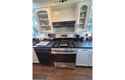 37 Eustis Avenue, Newport, RI 02840