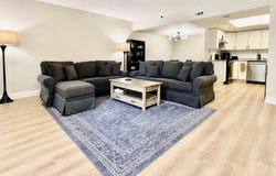 1330 Perry Street, Des Plaines, IL 60016