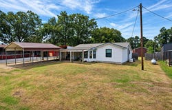 128 Rosa Street, Zavalla, TX 75980
