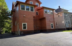 2580 Colchester Road, Cleveland Heights, OH 44106