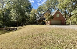 52 Ogden Road, Natchez, MS 39120