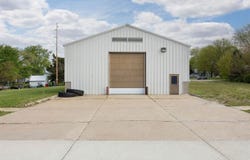401 W 9th St, Tipton, IA 52772