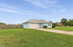 2201 Pentland Road, Lynn Haven, FL 32444