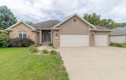 500 Oxbow Trail, Dakota Dunes, SD 57049
