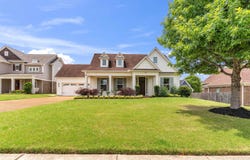 5621 HEATHER OAK Dr, Arlington, TN 38002