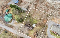 75 Travis Street, Clyde, NC 28721