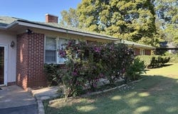 300 E Belmont Dr, Calhoun, GA 30701