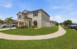 5052 WHITE CHICORY Drive, APOLLO BEACH, FL 33572