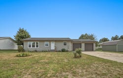53 Westbrook Drive, Bloomer, WI 54724