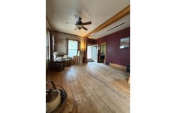 404 W 5th, Yankton, SD 57078