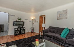 5659 Shawnee Drive, Lyndhurst, OH 44124