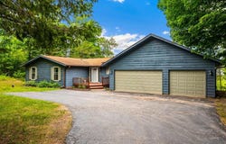 6971 Kelley Ln, Egg Harbor, WI 54209