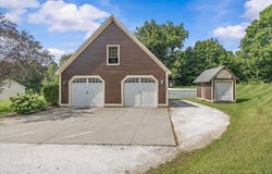 21 Meadow Drive, Jericho, VT 05465