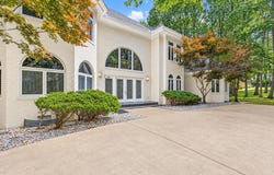 608 CLUB CIRCLE, DANIELS, WV 25832