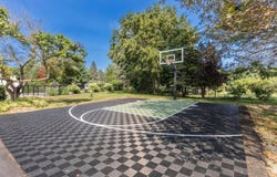 4 Long Hill Road, Stratham, NH 03885