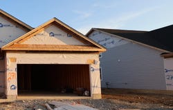 98 Beacon Bay Avenue, Delaware, OH 43015