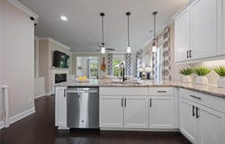 1016 Township Square, Alpharetta, GA 30022