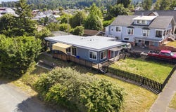 216 E Main St, Coquille, OR 97423