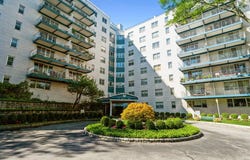 499 N Broadway, White Plains, NY 10603