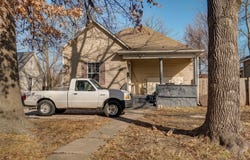 1105 W Division Street, Springfield, MO 65803