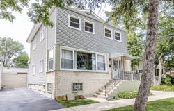 1910 Dewey Avenue, Evanston, IL 60201
