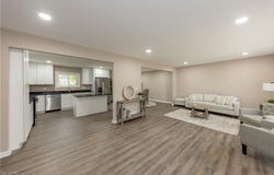 41 South Circle, Bedford, OH 44146
