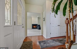 805 MILMONT AVE, SWARTHMORE, PA 19081