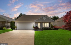 16 MASON Drive, BERLIN, NJ 08009