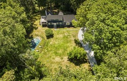 33 Old Stagecoach Road, Redding, CT 06896
