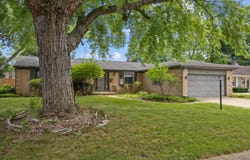 1441 Maple Lane, Elgin, IL 60123