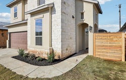 920 Indian Hawthorne Dr, Georgetown, TX 78628