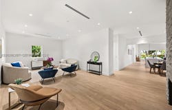270 SW 29th Rd, Miami, FL 33129