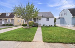 526 Lafayette Blbd, Brigantine, NJ 08203