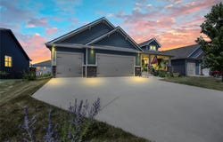 1151 34th Street SE, Altoona, IA 50009