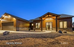 369 W Pinyon Pine Dr, Orderville, UT 84758