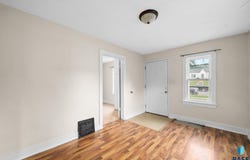 1920 S Summit Ave, Sioux Falls, SD 57105-2726