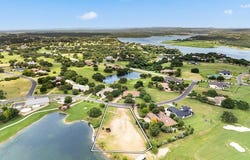 2117 Lauren Dr, Spicewood, TX 78669