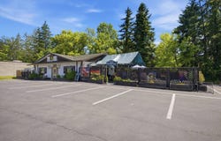 352 Quaker Rd, Queensbury, NY 12804