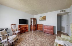 6534 N 43RD Avenue, Glendale, AZ 85301