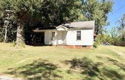 99 Holmes Street, Trezevant, TN 38258