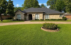 5908 Plantation Dr., Tyler, TX 75703
