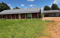 15031 County Road 1130, Lookeba, OK 73053