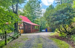 219 Ravenwood Drive, West Jefferson, NC 28694
