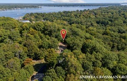 6621 Forest Beach Drive, Holland, MI 49423