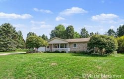 85 Holiday Drive, Ionia, MI 48846