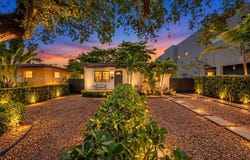 3033 Hibiscus St, Miami, FL 33133