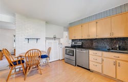 26 Berry Lane, Hicksville, NY 11801